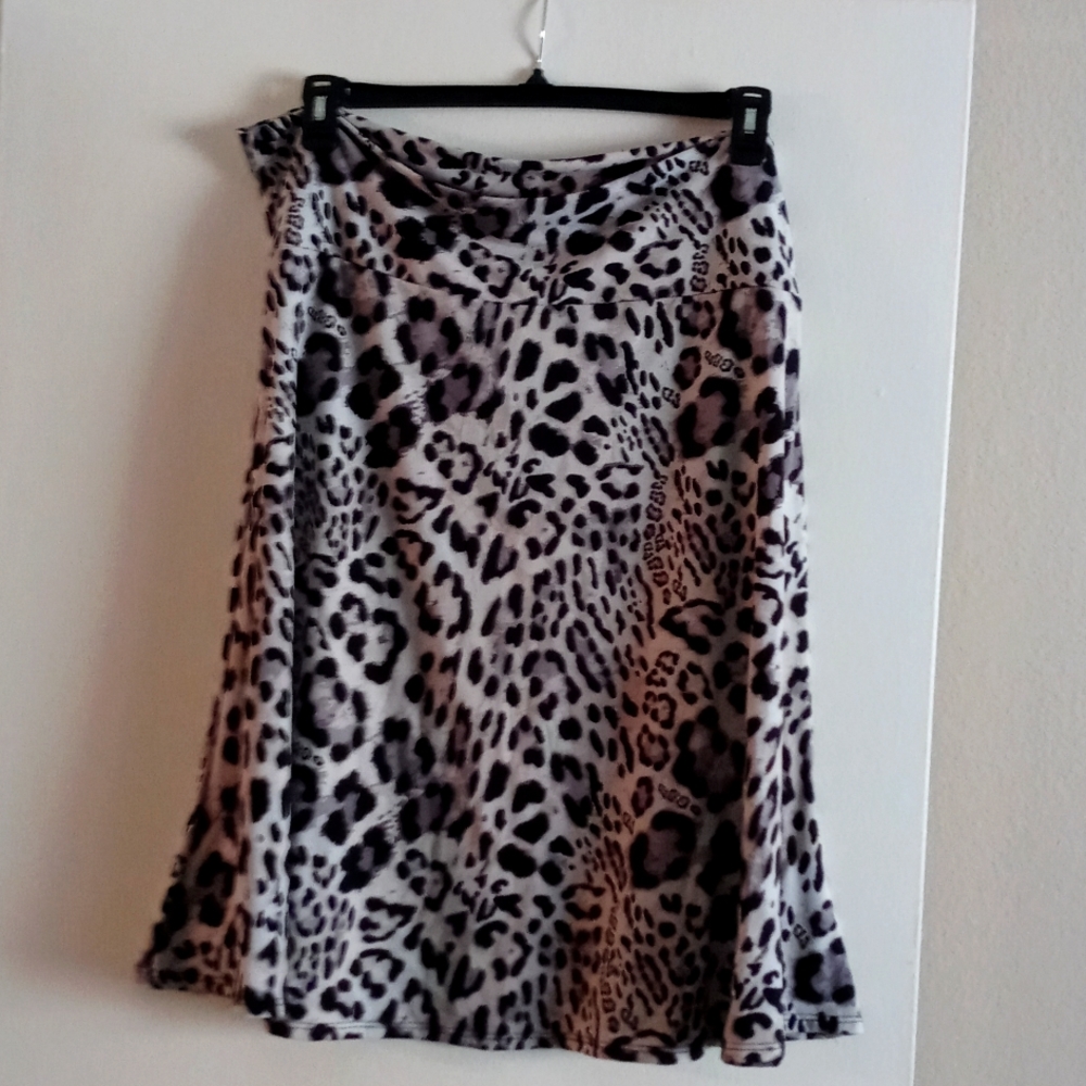 Lulularoe skirt